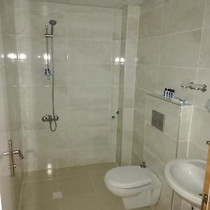 Uitgebreide Kamer met een King Size Bed